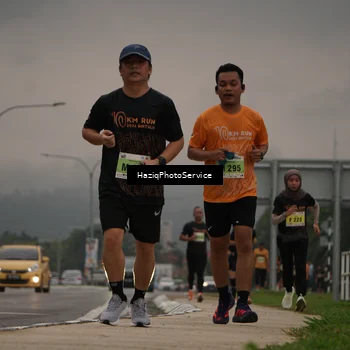Runner Photo 8558029