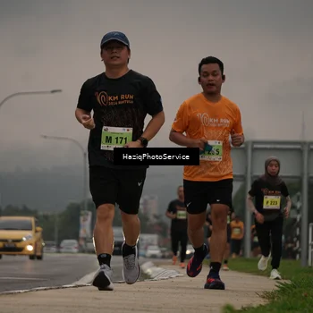 Runner Photo 8558032