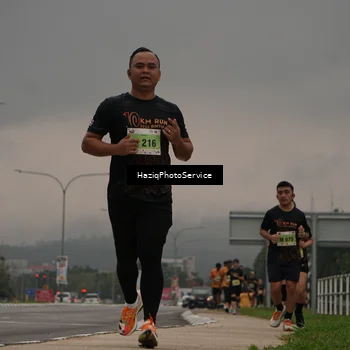 Runner Photo 8558068