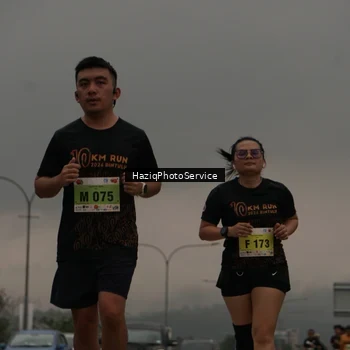 Runner Photo 8558083