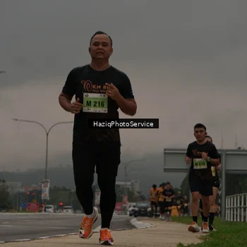 Runner Photo 8558098