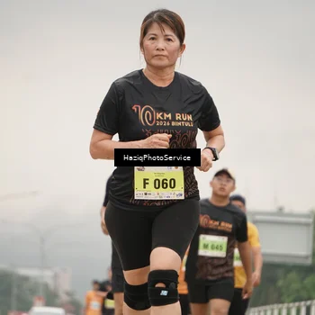 Runner Photo 8558100