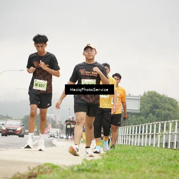 Runner Photo 8558106