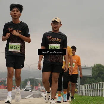 Runner Photo 8558118