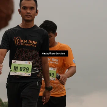 Runner Photo 8558129