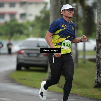 Runner Photo 8558140