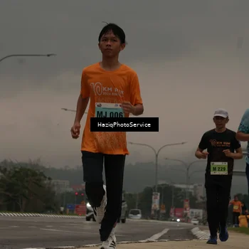 Runner Photo 8558142