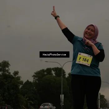 Runner Photo 8558198