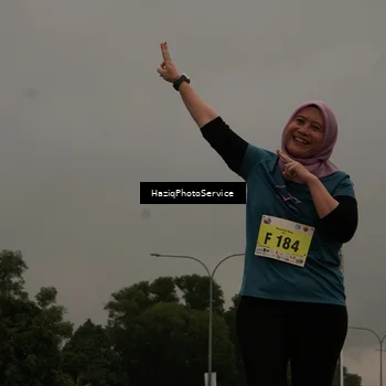 Runner Photo 8558206