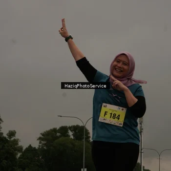 Runner Photo 8558214