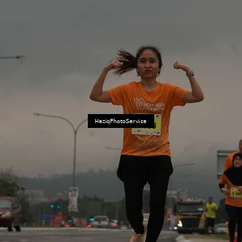 Runner Photo 8558228
