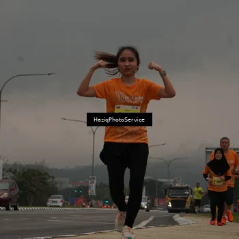 Runner Photo 8558231