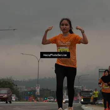 Runner Photo 8558233