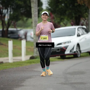 Runner Photo 8558236