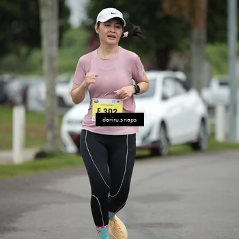 Runner Photo 8558263