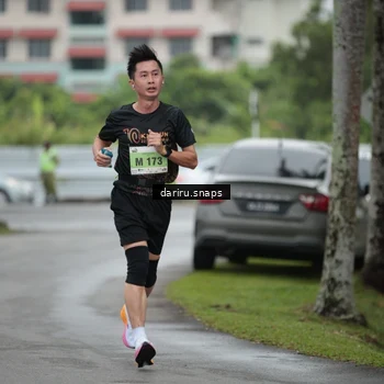 Runner Photo 8558269