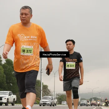 Runner Photo 8558291