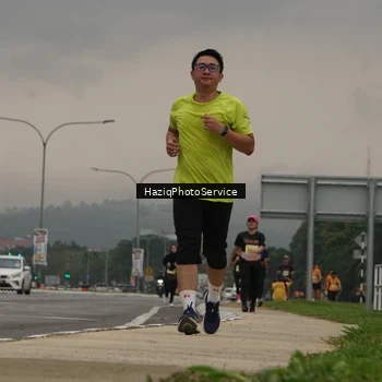 Runner Photo 8558294