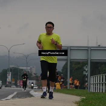 Runner Photo 8558301