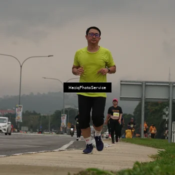 Runner Photo 8558317