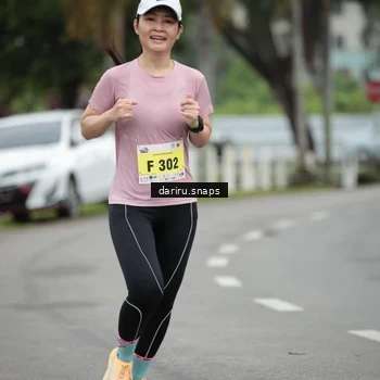 Runner Photo 8558326
