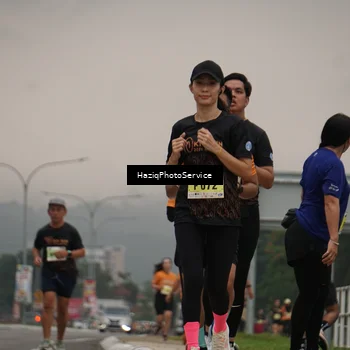 Runner Photo 8558349