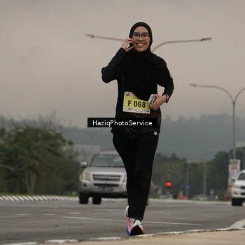 Runner Photo 8558359