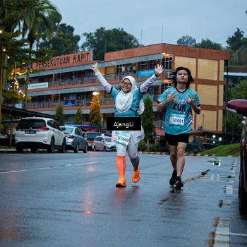 Runner Photo 8558375