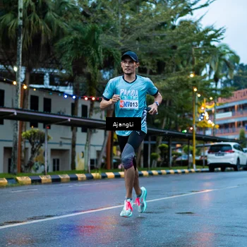 Runner Photo 8558395