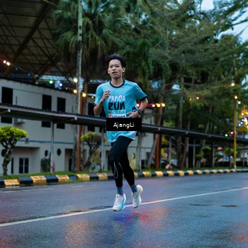 Runner Photo 8558398