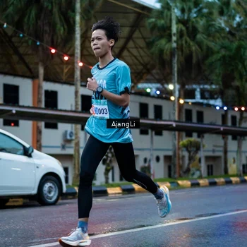 Runner Photo 8558405