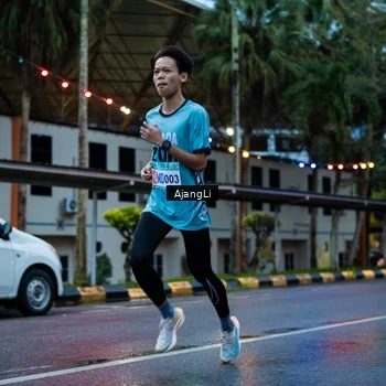 Runner Photo 8558407