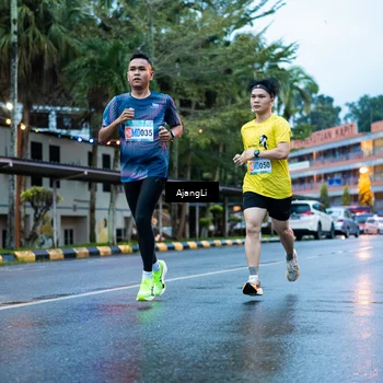 Runner Photo 8558422