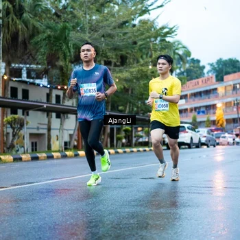 Runner Photo 8558423