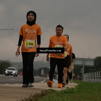 Runner Photo 8558435