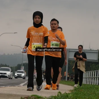 Runner Photo 8558443