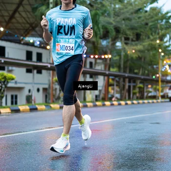 Runner Photo 8558473
