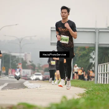 Runner Photo 8558492