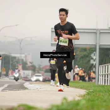 Runner Photo 8558495