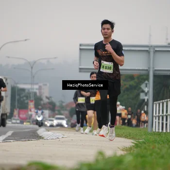Runner Photo 8558496