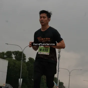 Runner Photo 8558529
