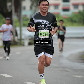 Runner Photo 8558578