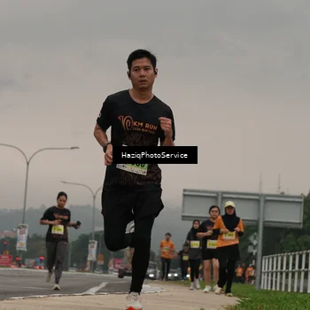 Runner Photo 8558580