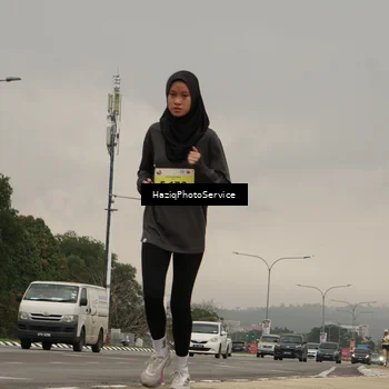 Runner Photo 8558595