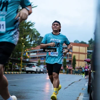 Runner Photo 8558680