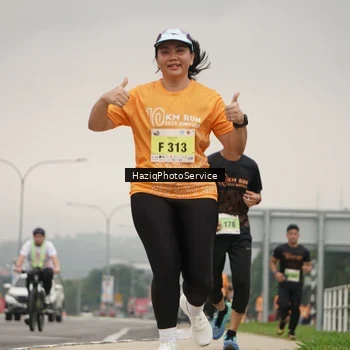 Runner Photo 8558691