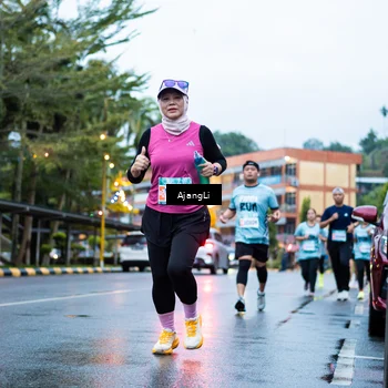 Runner Photo 8558697