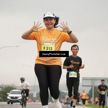 Runner Photo 8558699