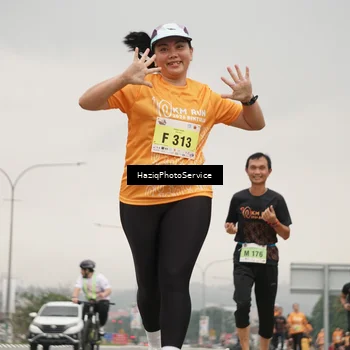 Runner Photo 8558703
