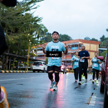 Runner Photo 8558704
